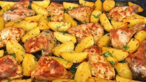 Курица с картошкой и чесноком в духовке